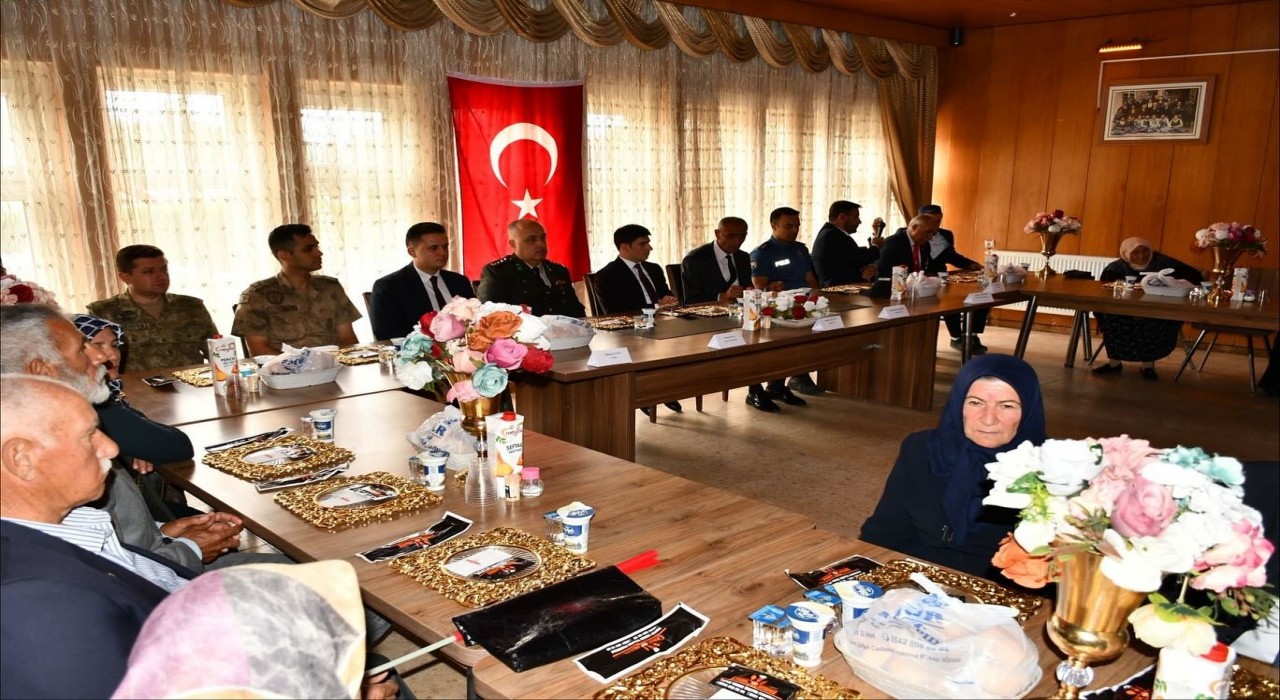 Kaymakam Gülnar, gazileri unutmadı