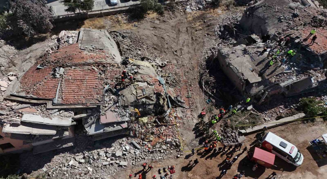 Kayseride 4 bin personelin katılımıyla gerçeği aratmayan tatbikat