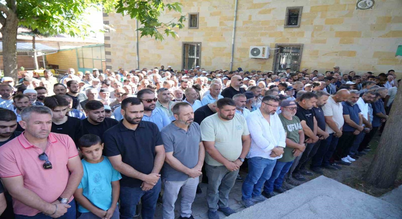 Kazasız yarış dilemişti, yarış rotası olan köyünde sonsuzluğa uğurlandı