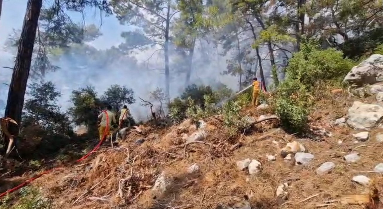 Kemerdeki orman yangını kontrol altına alındı