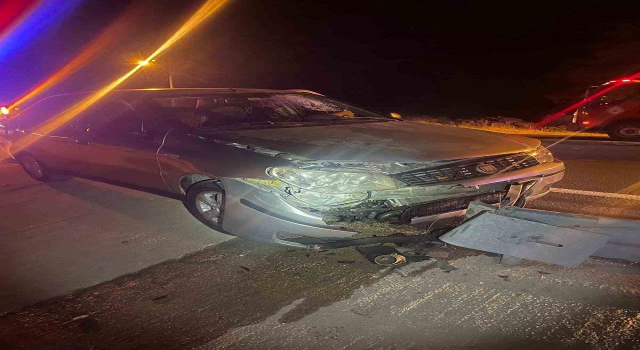 Keşanda otomobil bariyerlere çarptı: 1 yaralı