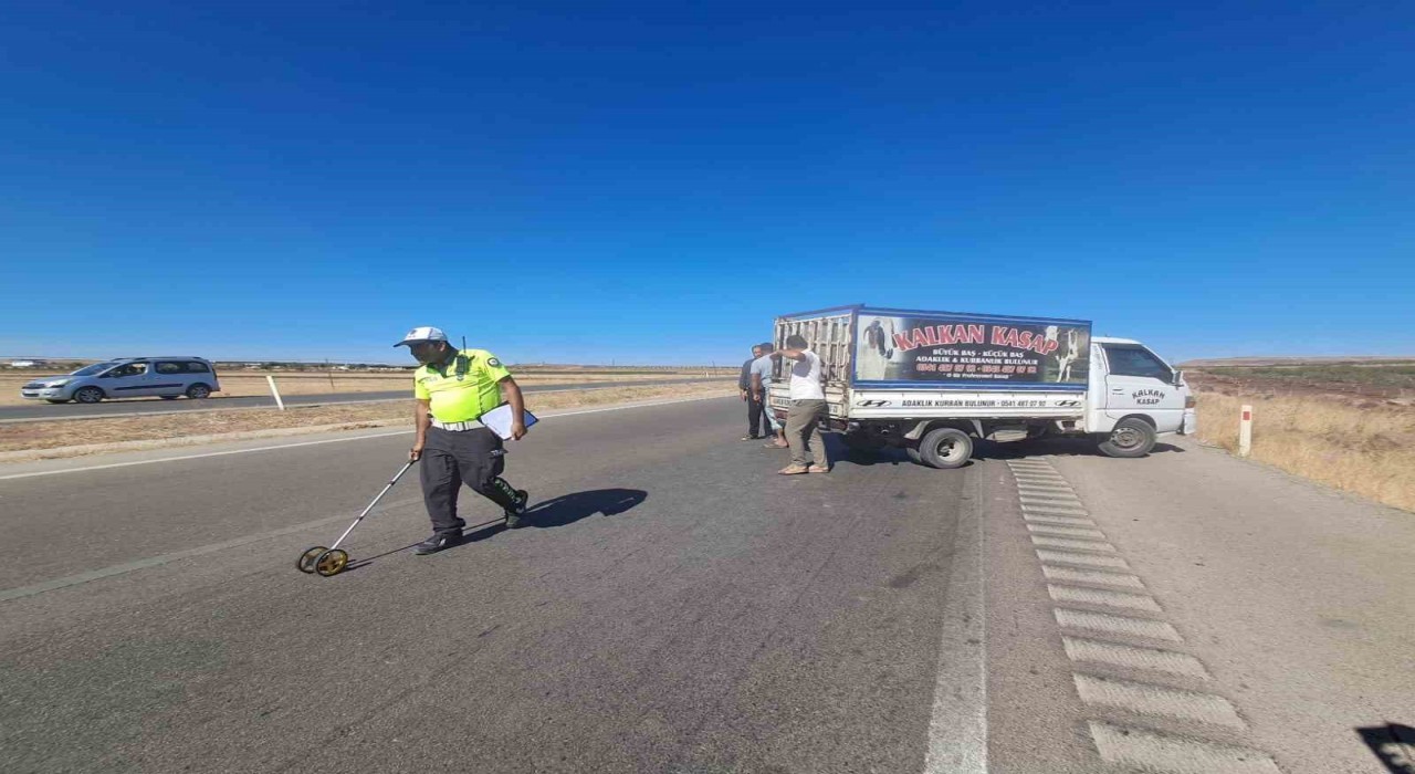 Kilis-Gaziantep yolunda kaza: 1i ağır 2 yaralı