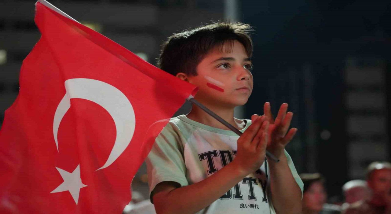 Kırıkkalede dev ekranda EuroBasket 2025 final heyecanı yaşandı