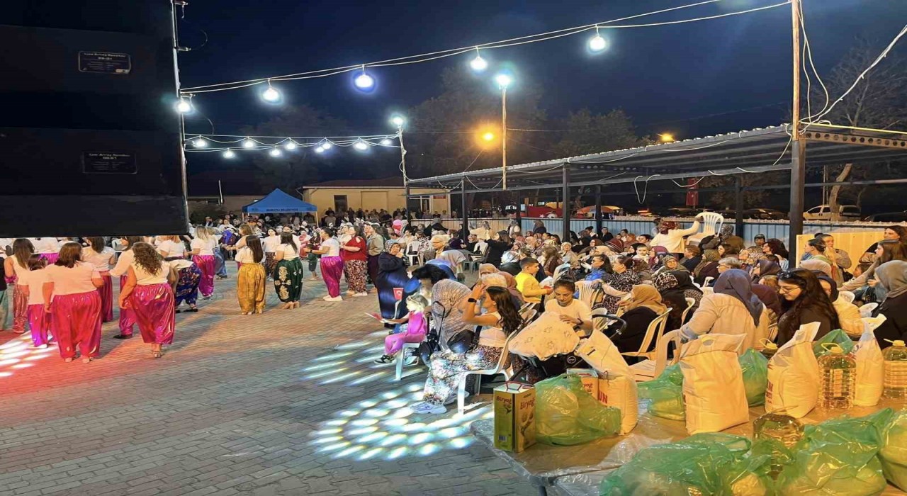 Kırkkepeneklide renkli ‘Şalvar Gecesi coşkusu