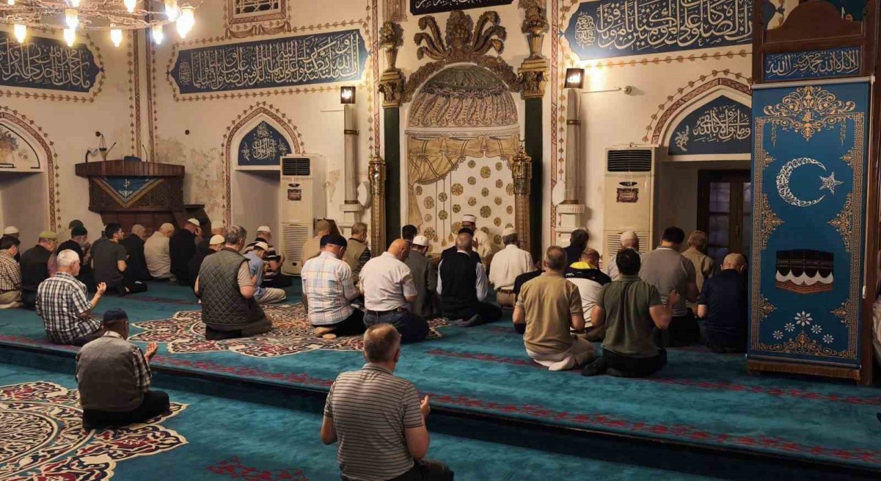 Kırklarelinde Filistinliler için dua edildi