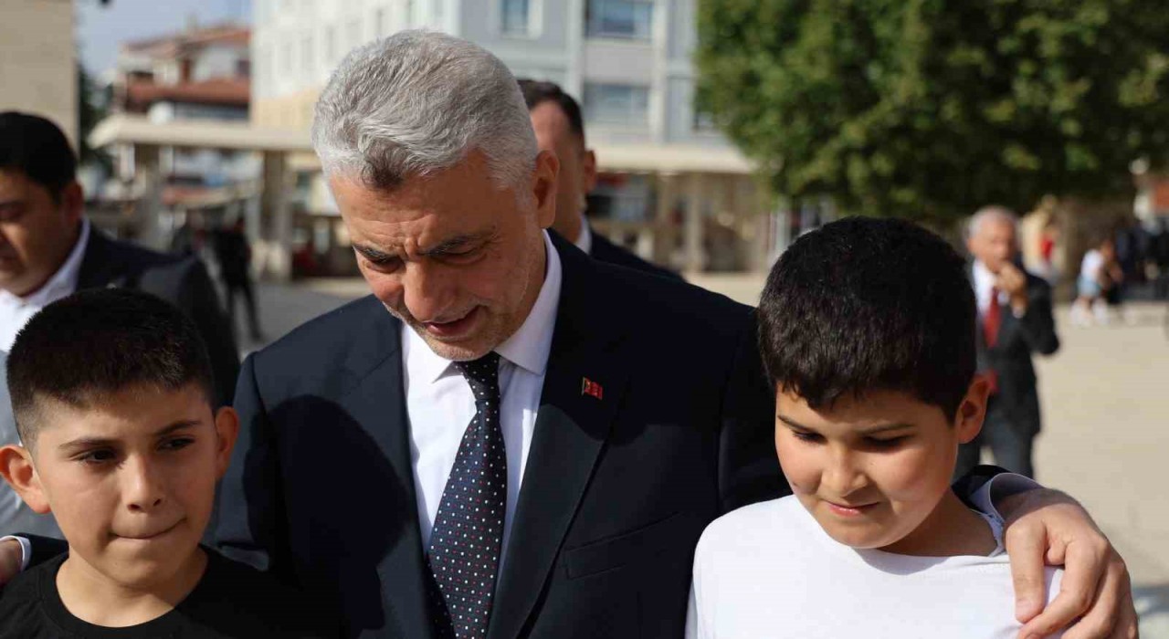 Kırşehirde 38. Ahilik Haftası: Bakan Bolat esnafla buluştu