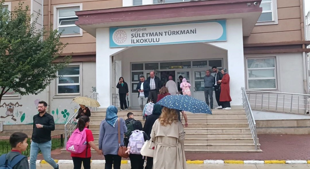 Kırşehirde 43 bin öğrenci ders başı yaptı