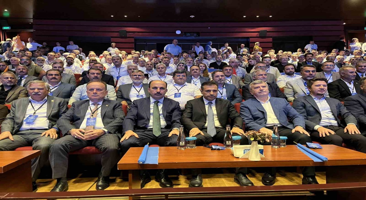 Konyada AK Parti Mahalle Başkanları İstişare Toplantısı düzenlendi