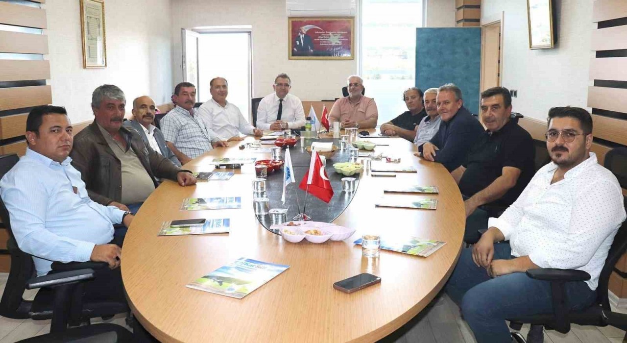 Konyadaki süt üreticileri Karapınarda buluştu