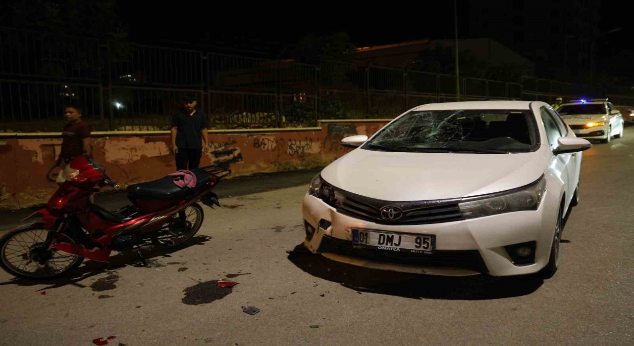 Kozanda motosiklet ile otomobil çarpıştı: 2 yaralı