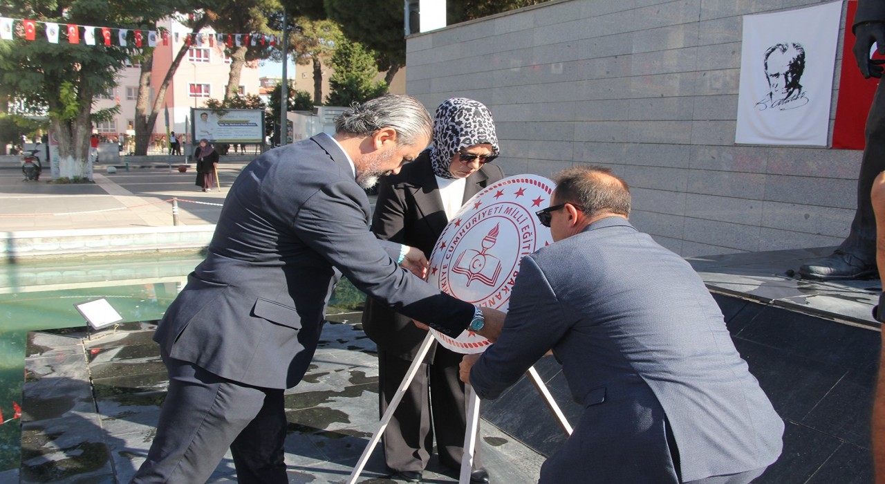 Kulada İlköğretim Haftası kutlandı