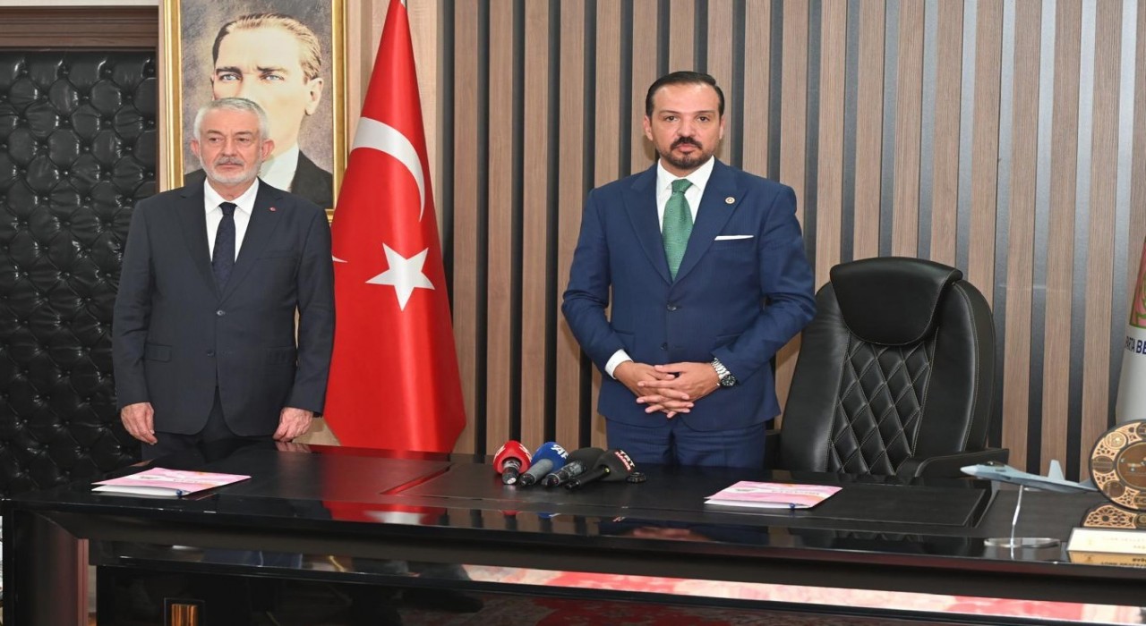 Kürşad Zorludan Özgür Özele gönderme: Sayın Özel balıkçılığı önemsiyorsa İzmir Körfezine gidip bir baksın