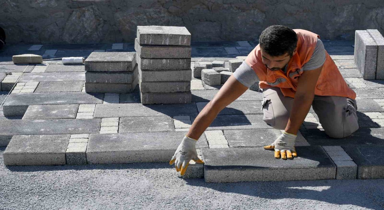 Kuşadası Belediyesinden Kadınlar Denizine yeni bir park daha