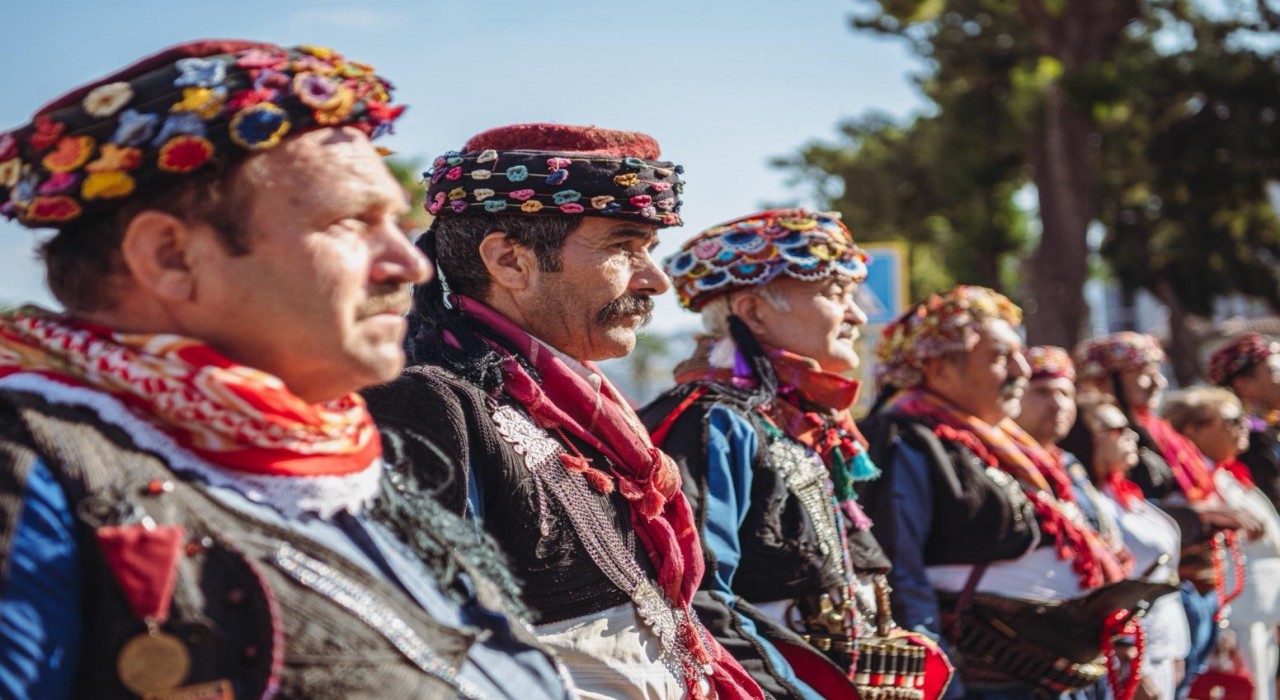 Kuşadasında kurtuluş günü coşkusu