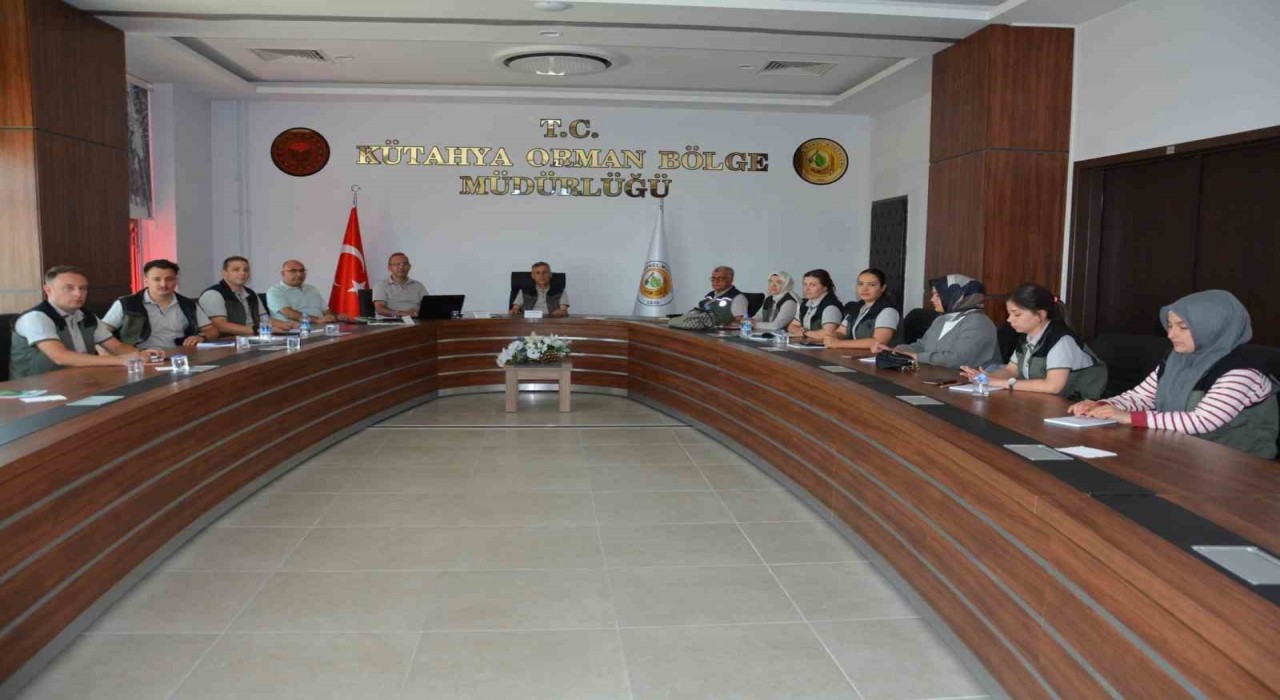 Kütahya OBMde orman mühendislerine refiklik eğitimi