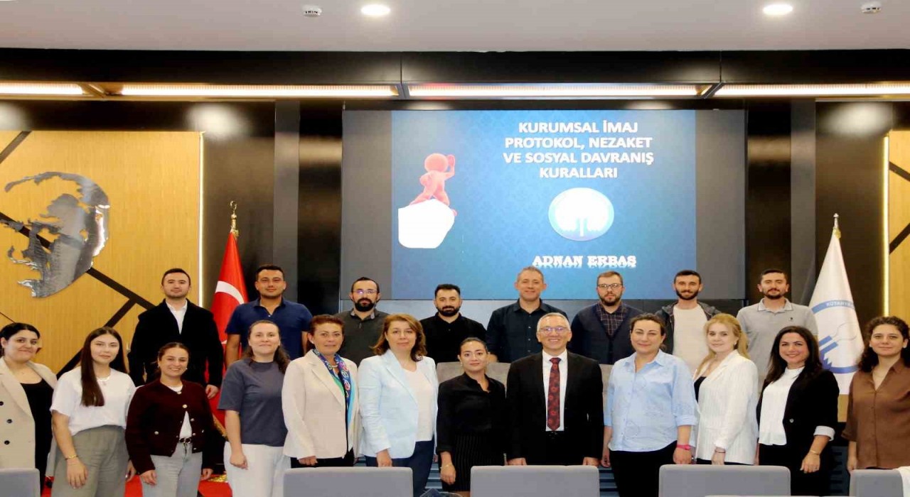 Kütahya OSB Akademide nezaket ve protokol kuralları eğitimi