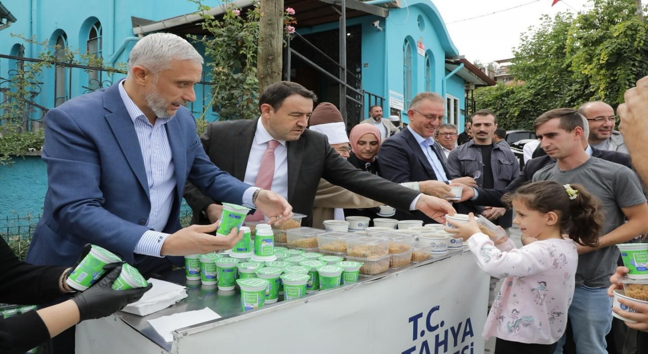 Kütahyada geleneksel ahilik pilavı ikramı