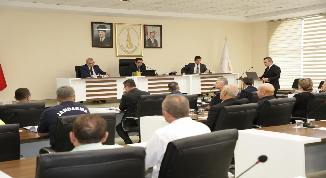 Kütahyada okul güvenliği toplantısı gerçekleştirildi