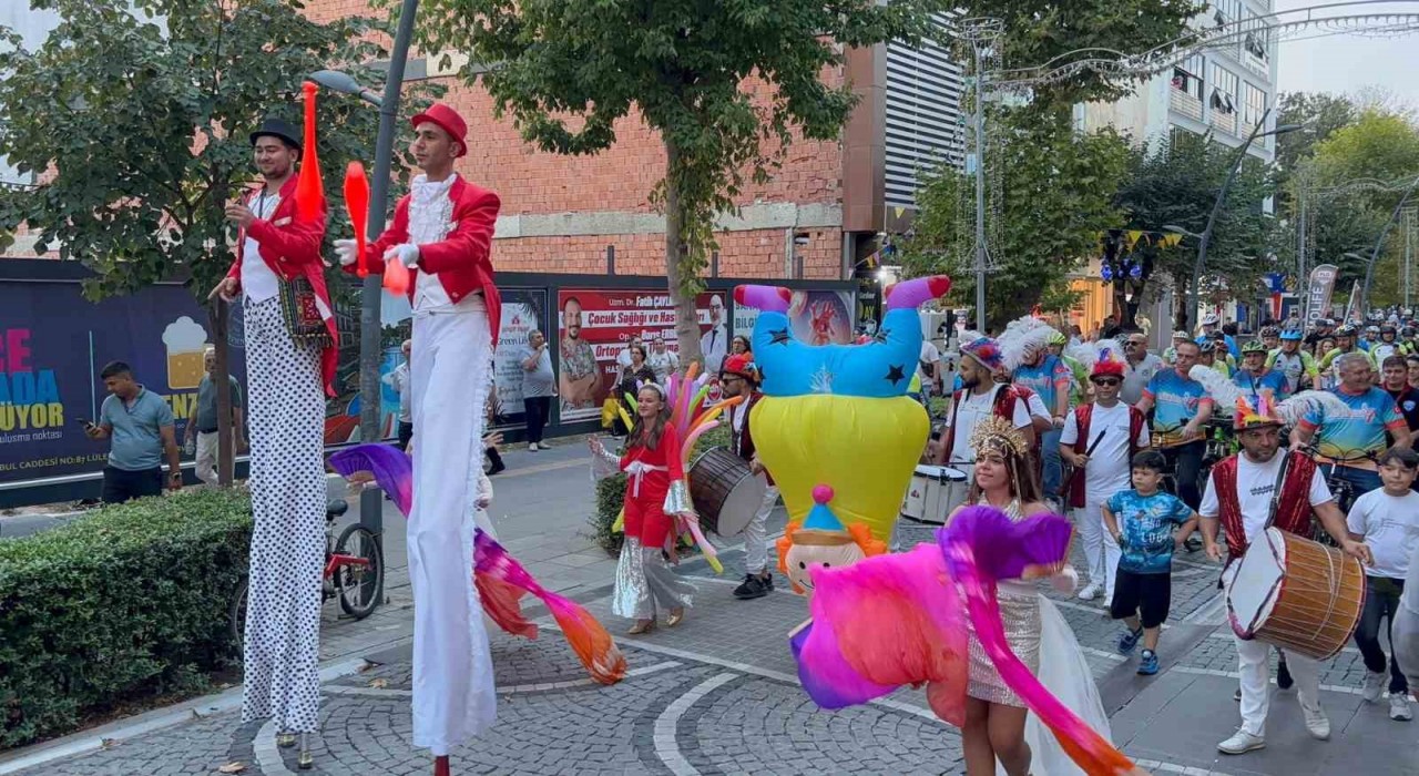 Lüleburgazda bisiklet festivali kortej ile başladı