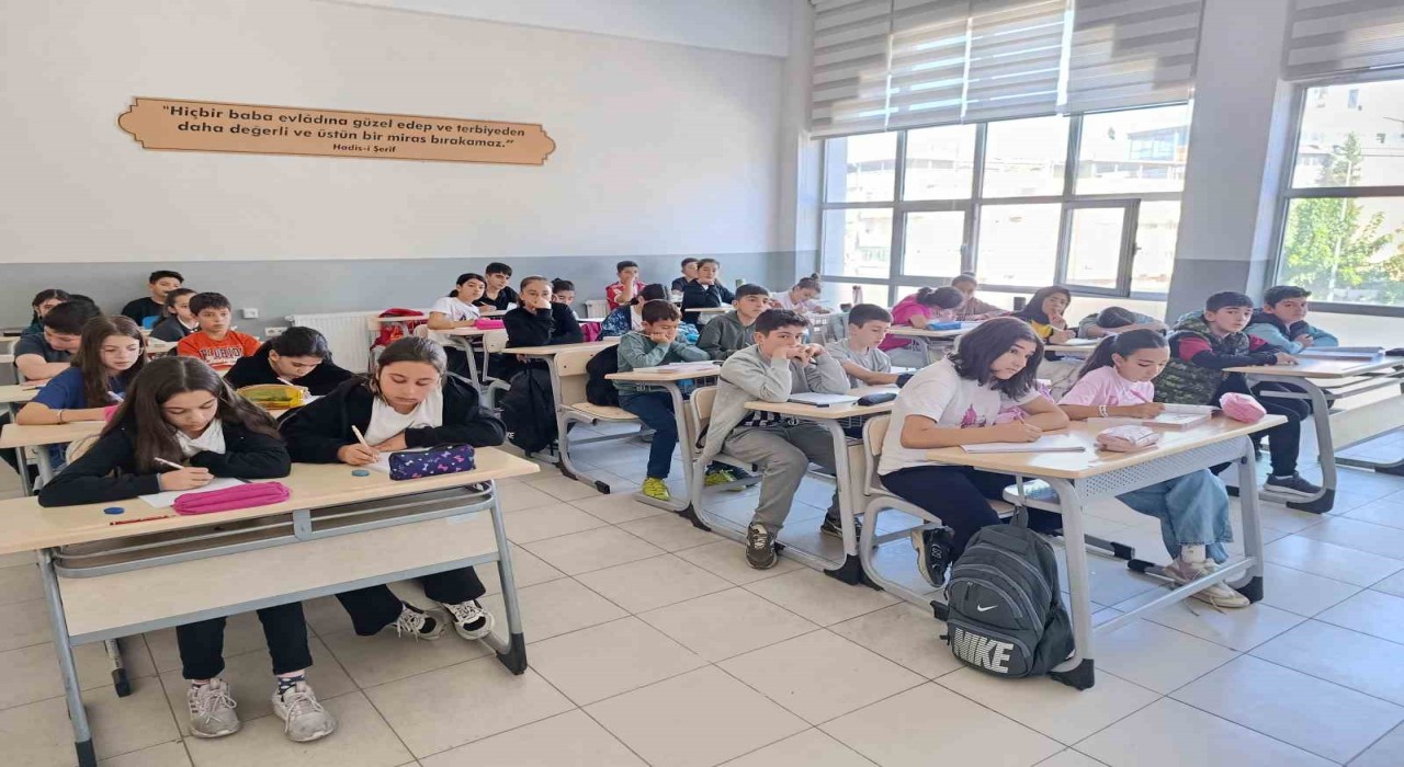 Malatya Büyükşehirden öğrencilere ücretsiz destek kursu