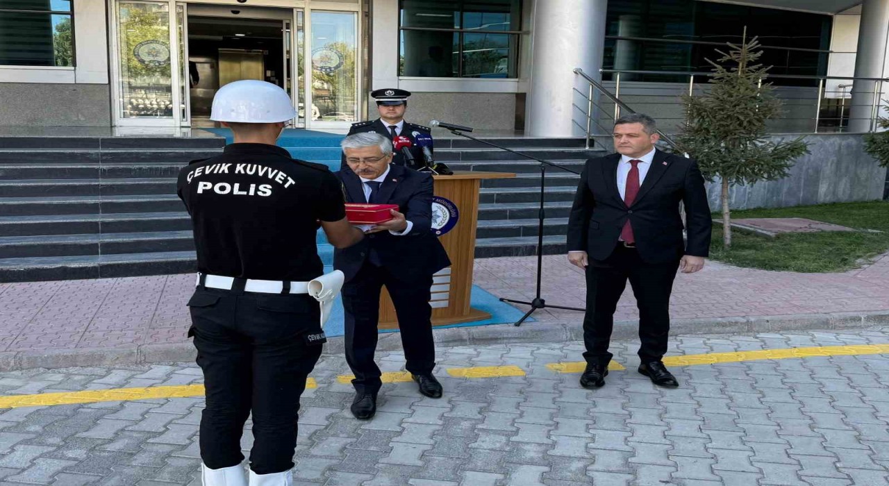 Malatya Emniyet Müdürlüğünde devir teslim yapıldı