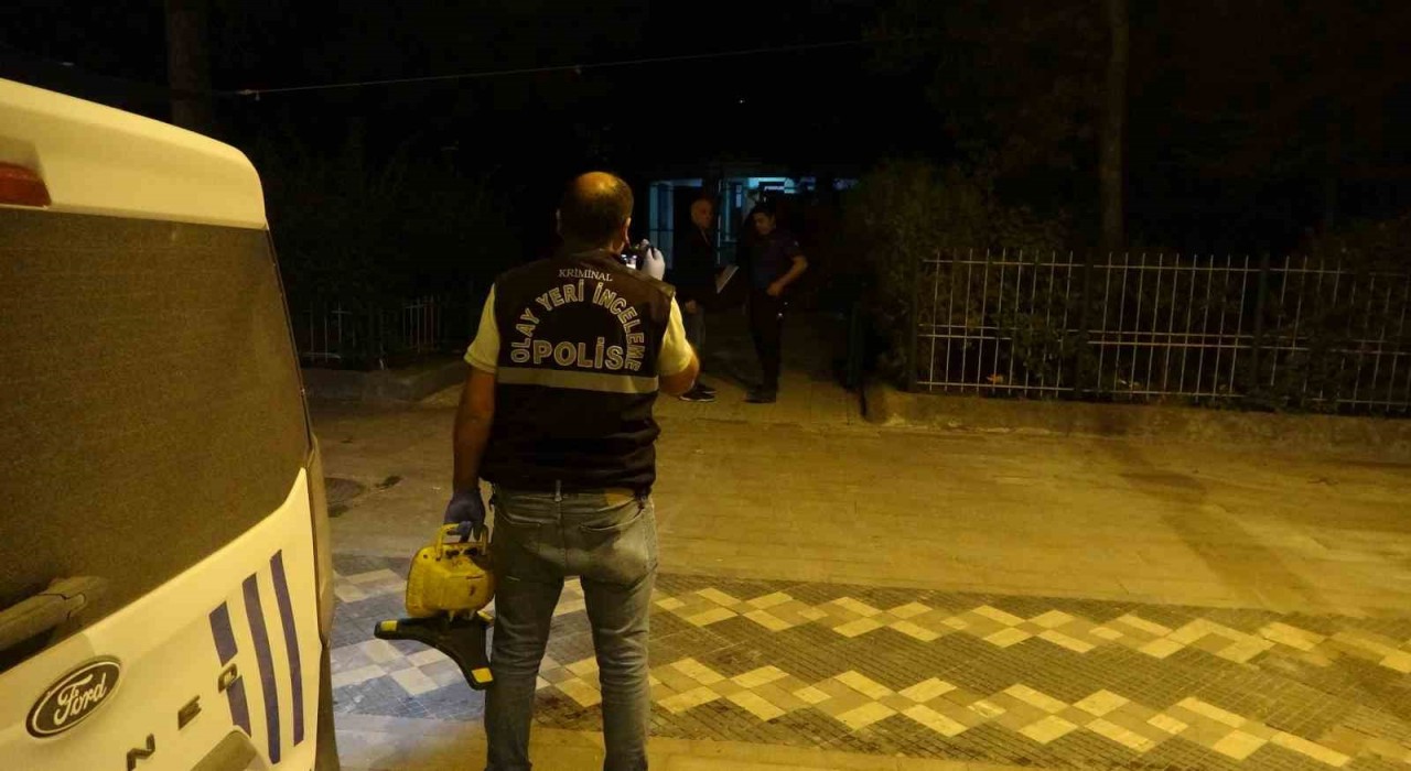 Malatyada cami şadırvanında silahlı kavga: 3 yaralı