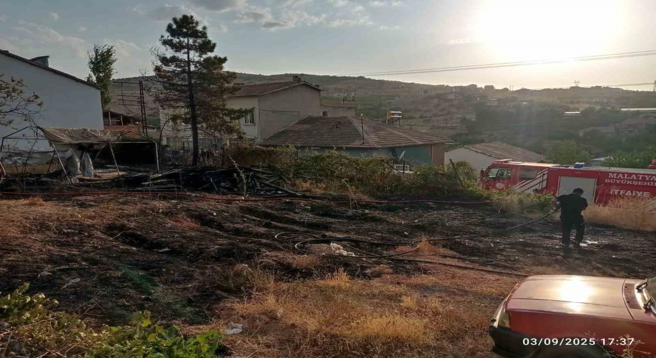 Malatyada iki ayrı noktada bahçe yangını