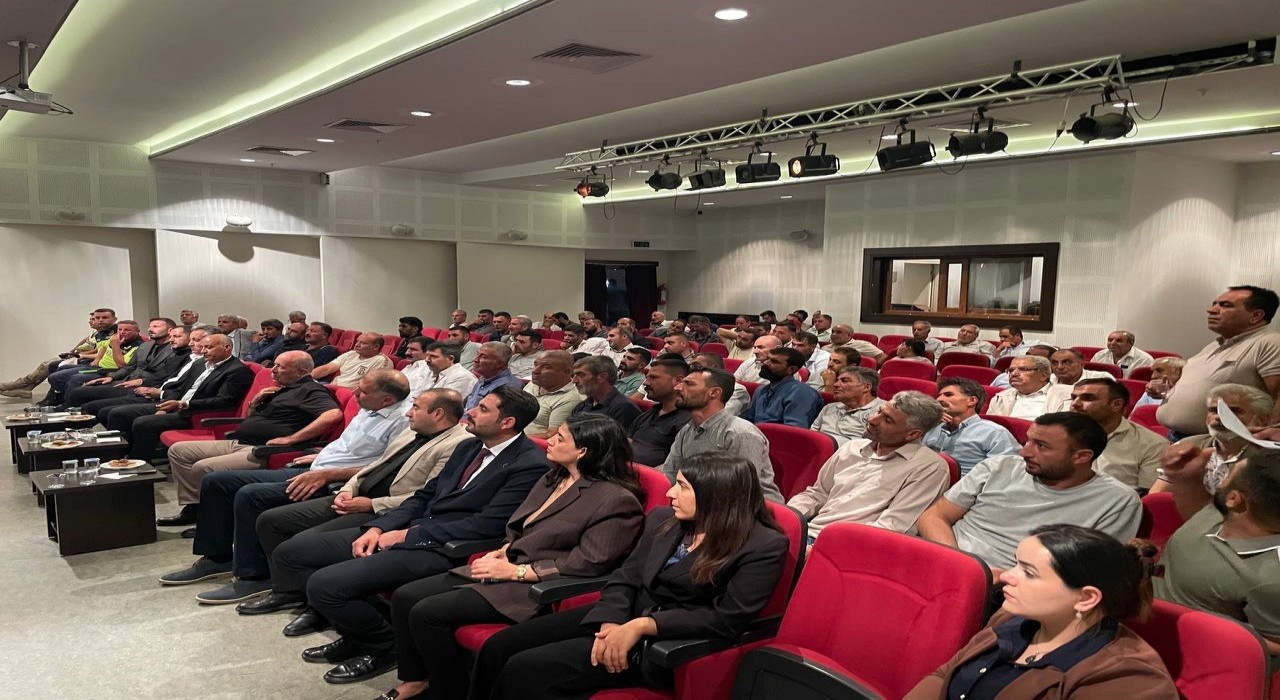 Malazgirtte Şeker Pancarı Üretim Toplantısı düzenlendi