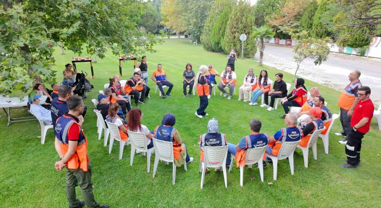 Manisada 20 binden fazla AFAD gönüllüsü afetlere karşı hazır