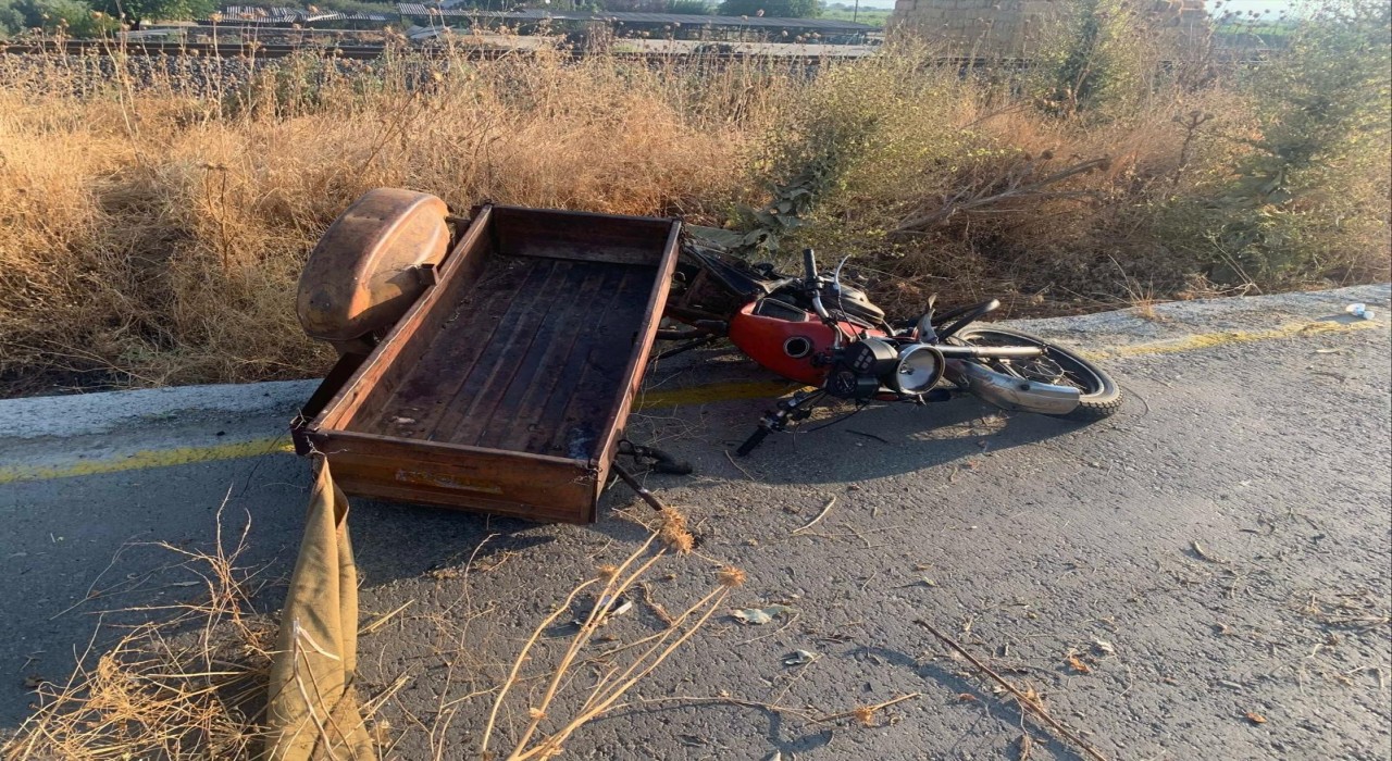 Manisada kamyonetle sepetli motosiklet çarpıştı: 1 ölü