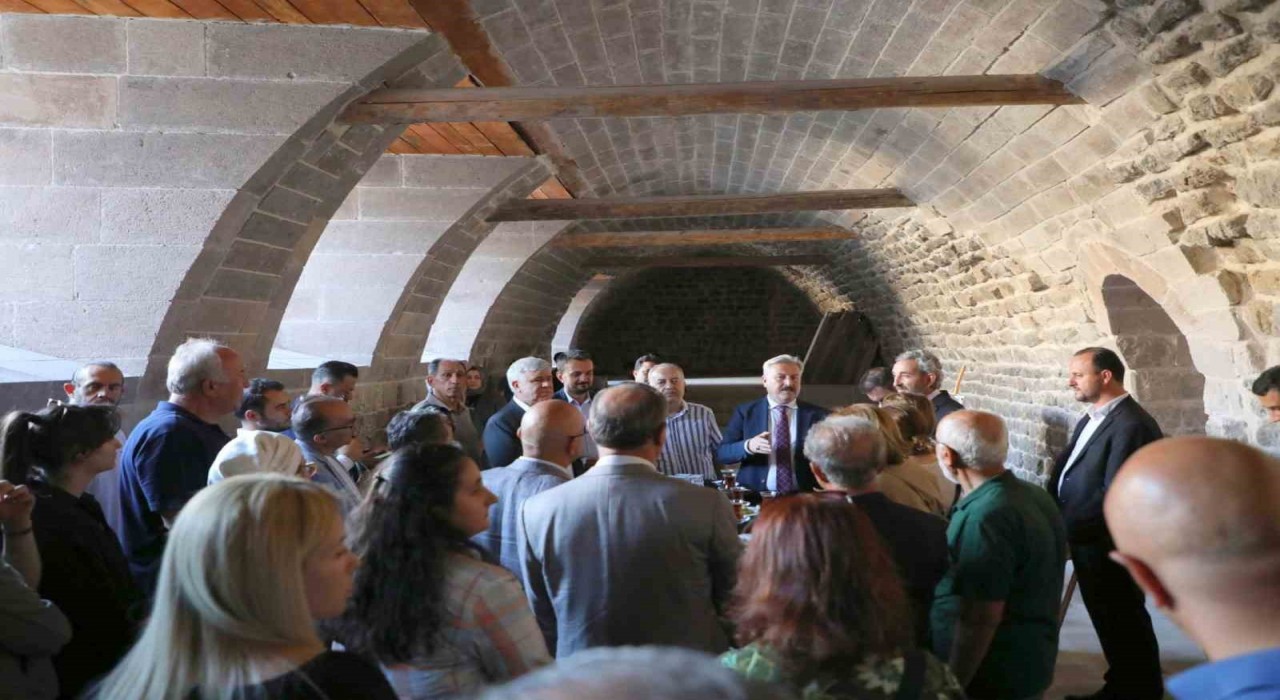 Melikgazi Belediyesinin vizyon projesi Gön Han, Kent Konseyini ağırladı