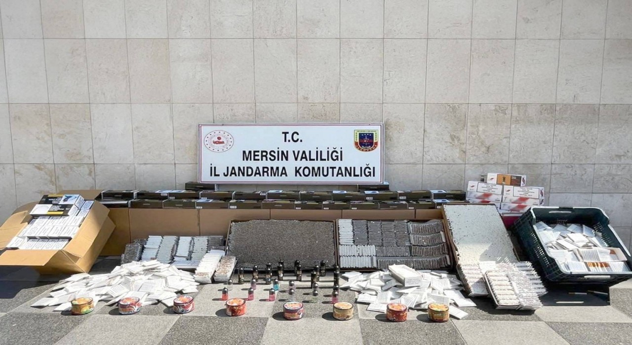 Mersinde kaçak makaron operasyonu: 2 gözaltı