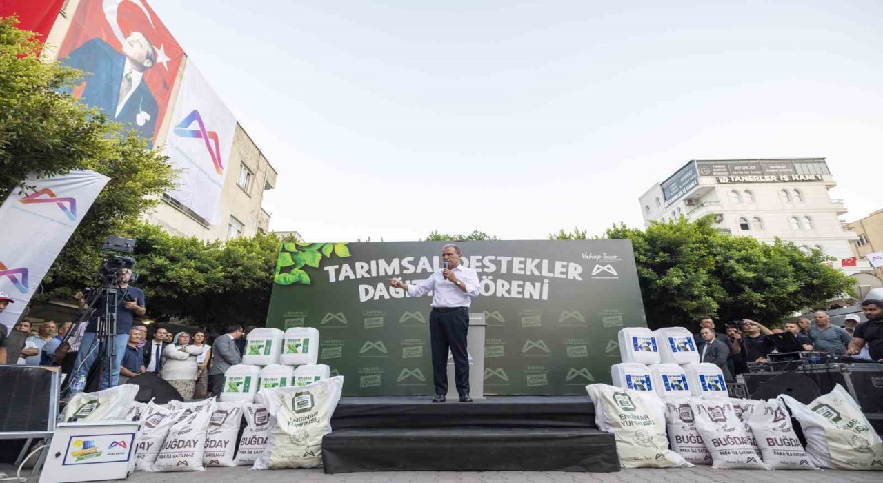 Mersinde üreticiye güneş paneli, tohum ve gübre desteği