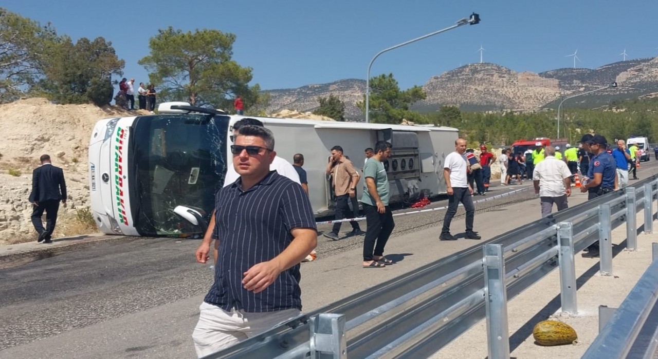 Mersindeki otobüs kazasında ölenlerin kimlikleri belirlendi