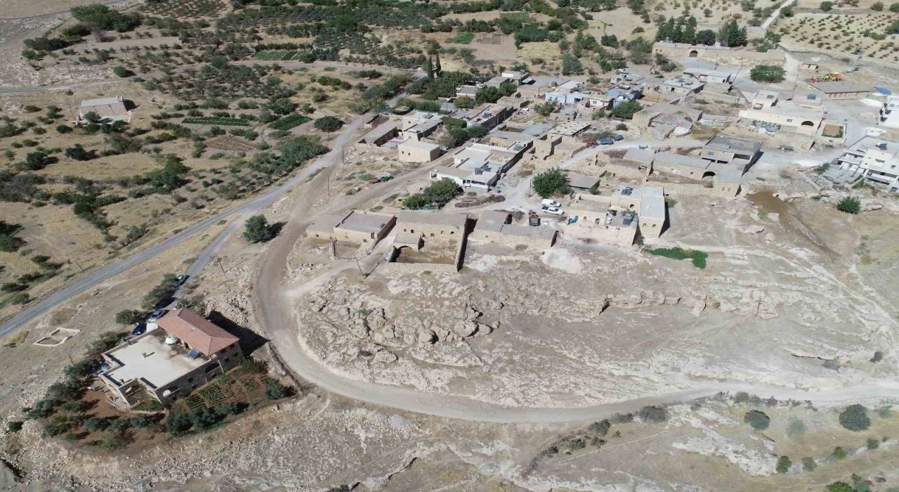 Mezopotamyanın altın üçgeninde bulunan Mardin, dizilerin çekim merkezi olmasıyla turizme katkı sağlıyor