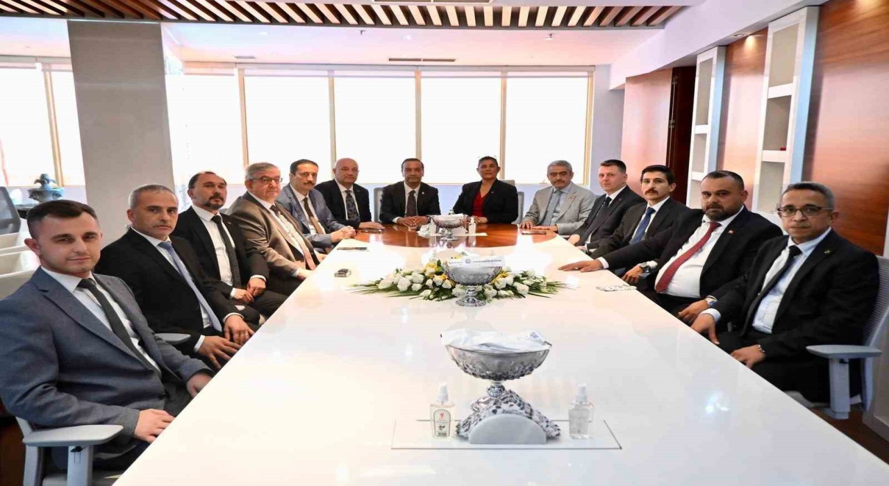 MHP heyetinden Başkan Çerçioğluna tebrik