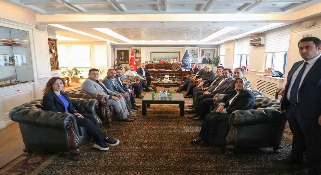 Milletvekili Mevlüt Kurt Melikgazi Belediyesinin vizyon projelerini gezdi