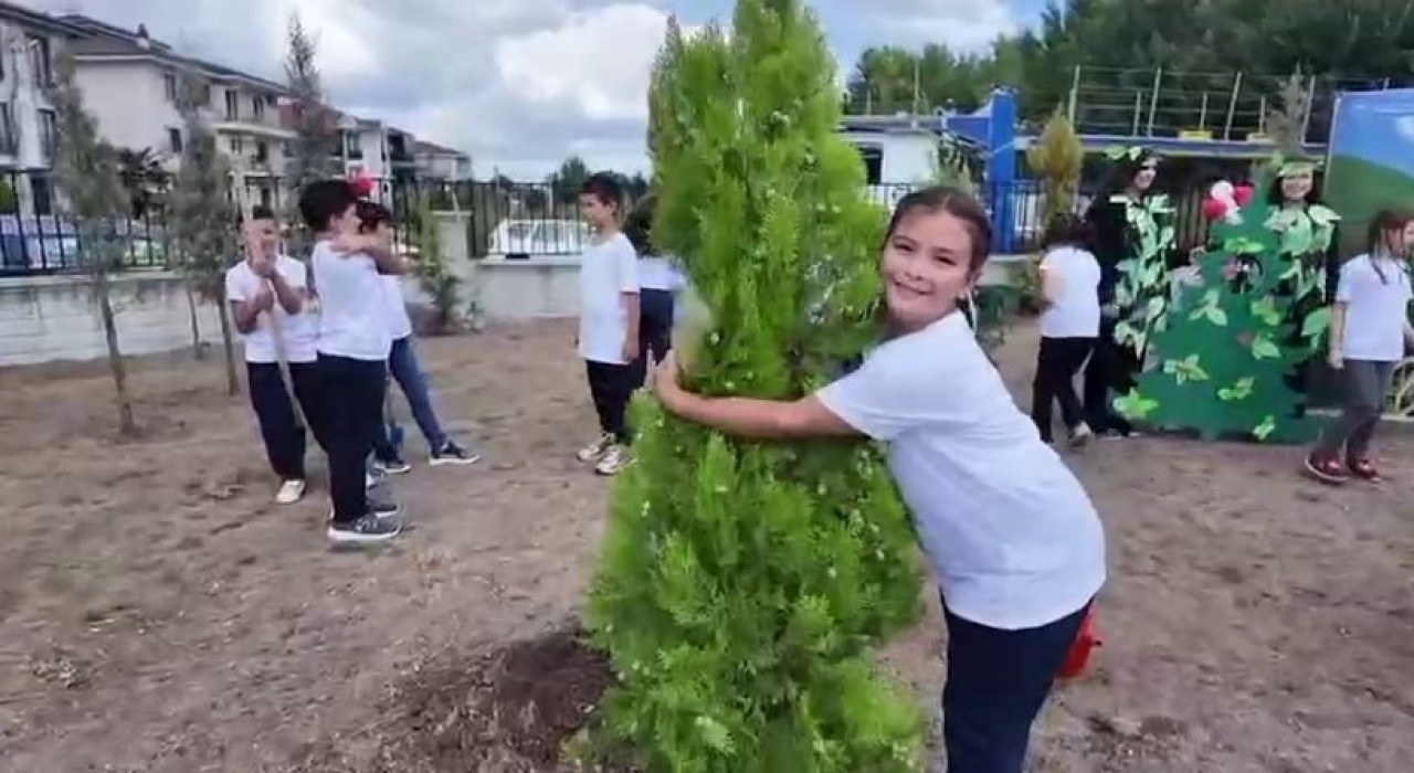 Minik kalemden Bakanlığa ulaşan ezgi: Yeşil Vatan sevgisi Sakaryadan yükseldi
