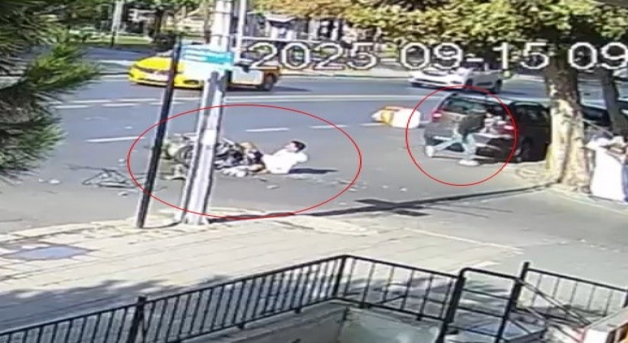 Motosiklet kasasıyla birlikte otomobilin üzerinden uçtu