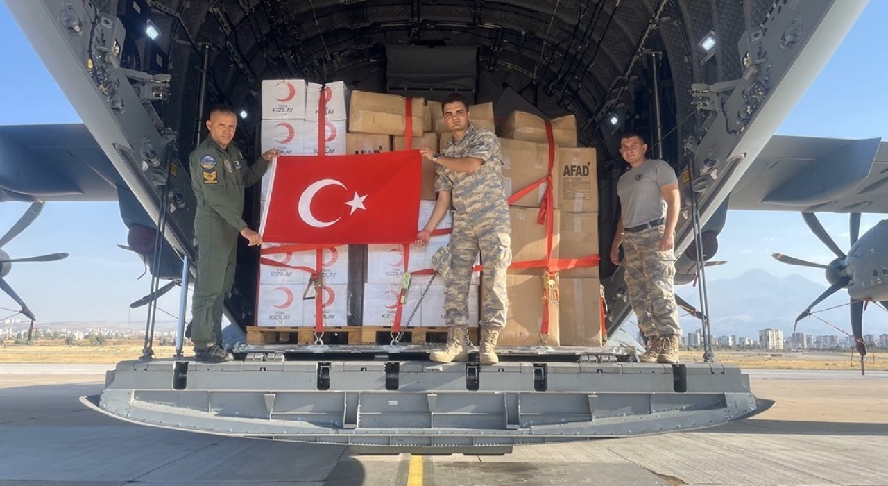 MSB: İnsani yardım malzemeleri Afganistana ulaştırılmak amacıyla, Hava Kuvvetlerimize ait uçak ile yola çıktı