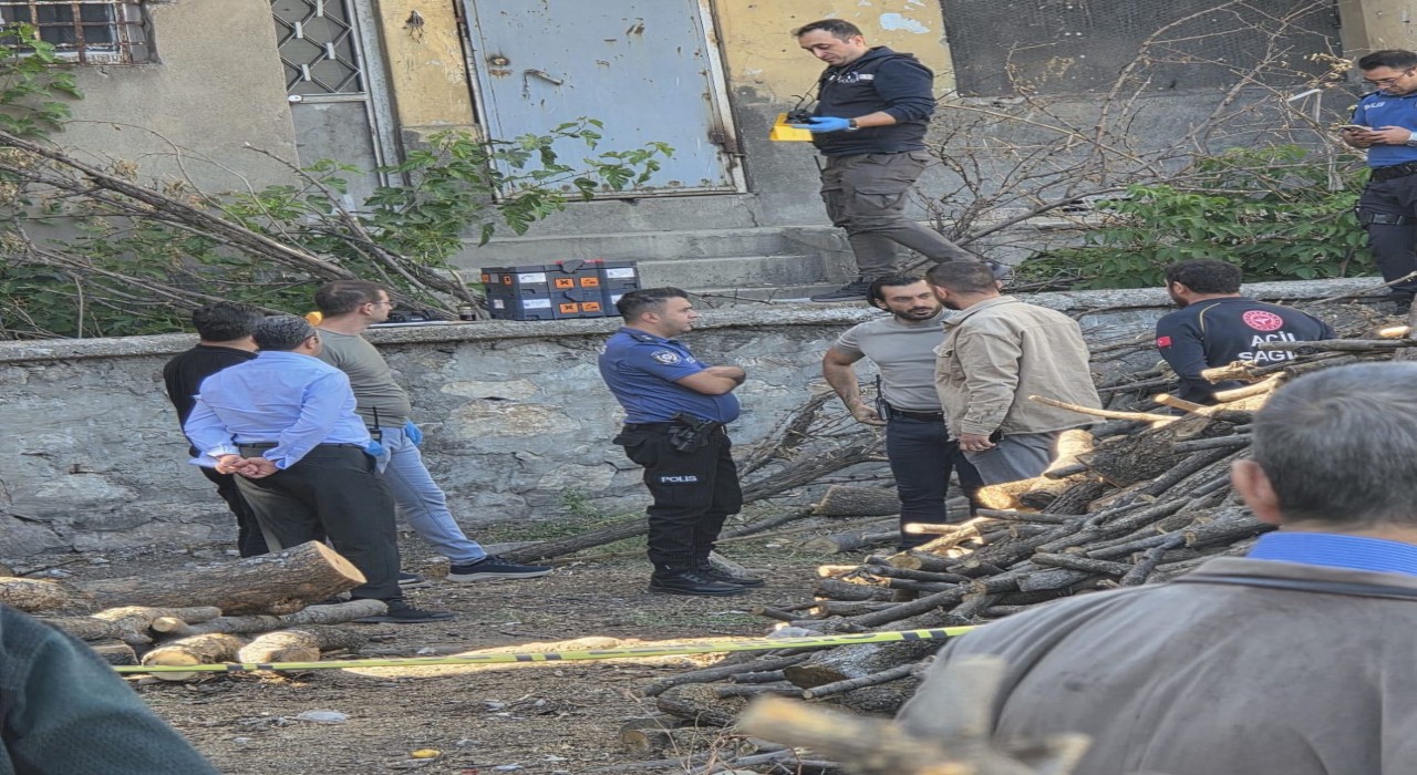 Muşta otoparkta erkek cesedi bulundu