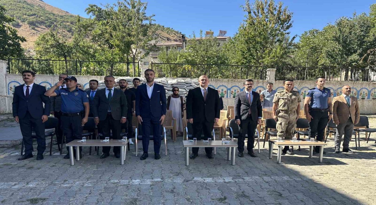 Mutkide ilköğretim haftası etkinliği düzenlendi