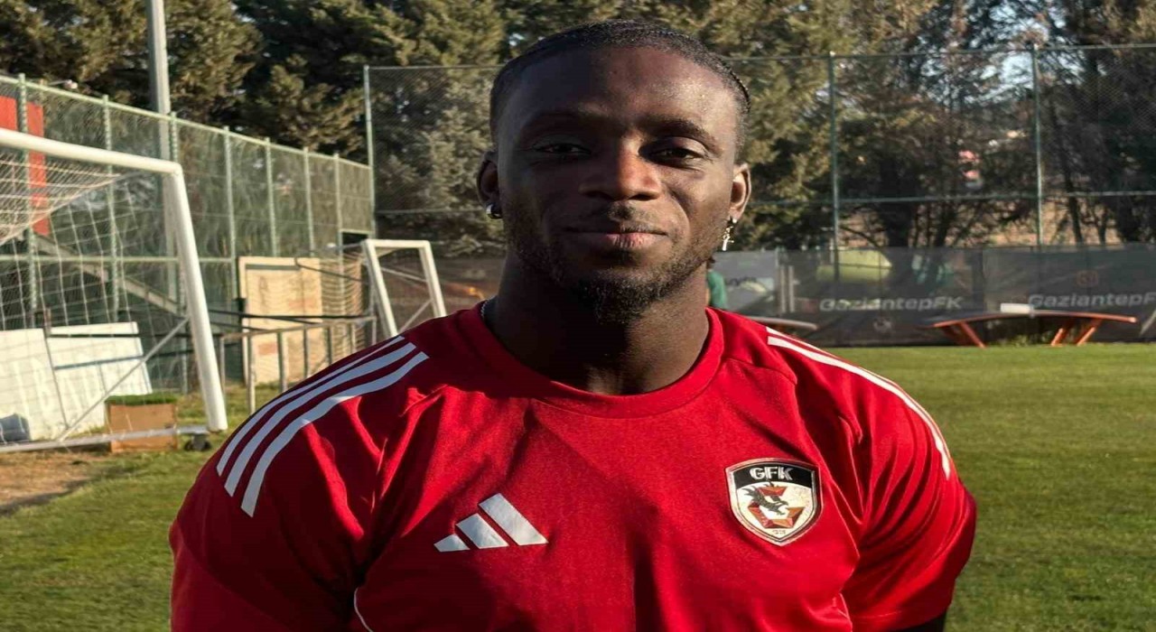 Myenty Abena: Trabzonspor maçını kazanarak yakaladığımız havayı sürdürmek istiyoruz