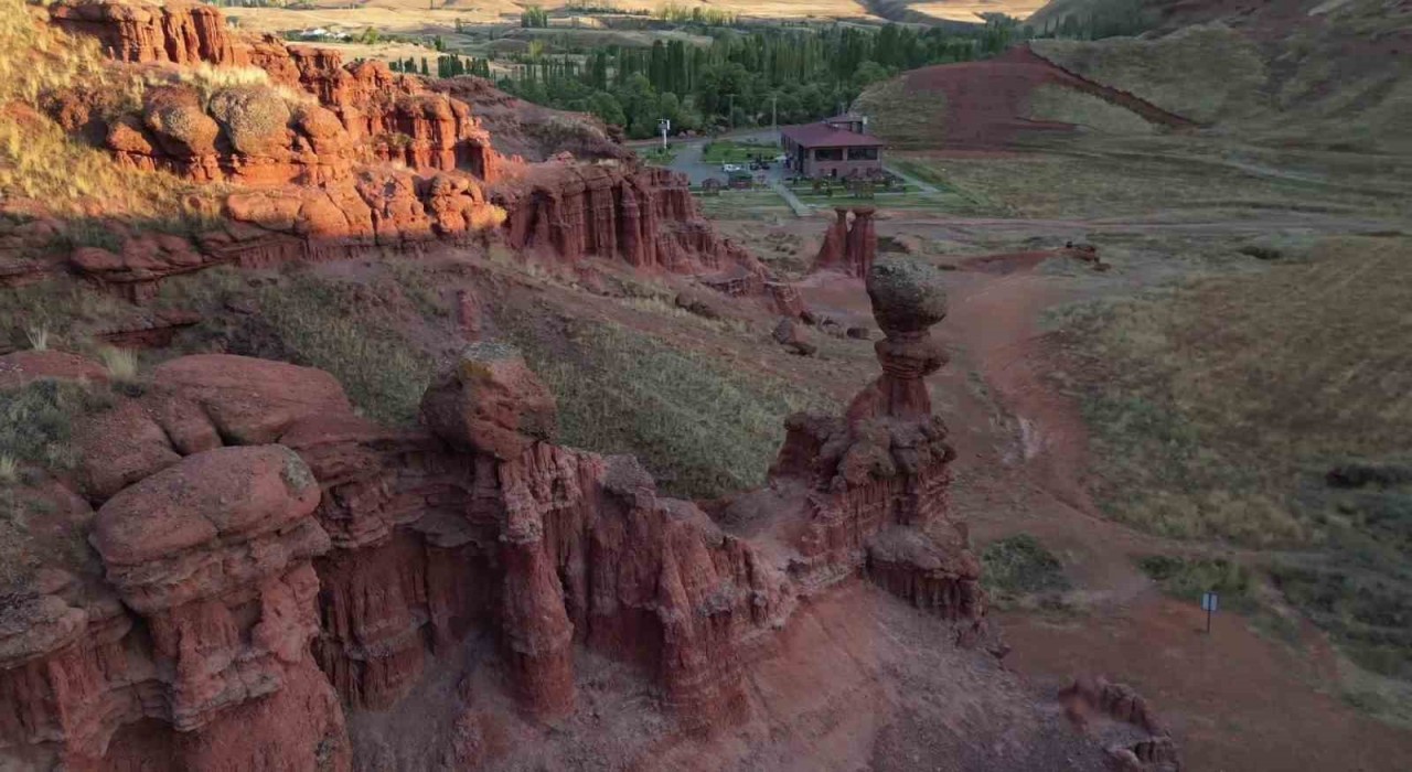 Narman Peri Bacaları görsel şölen oluşturuyor