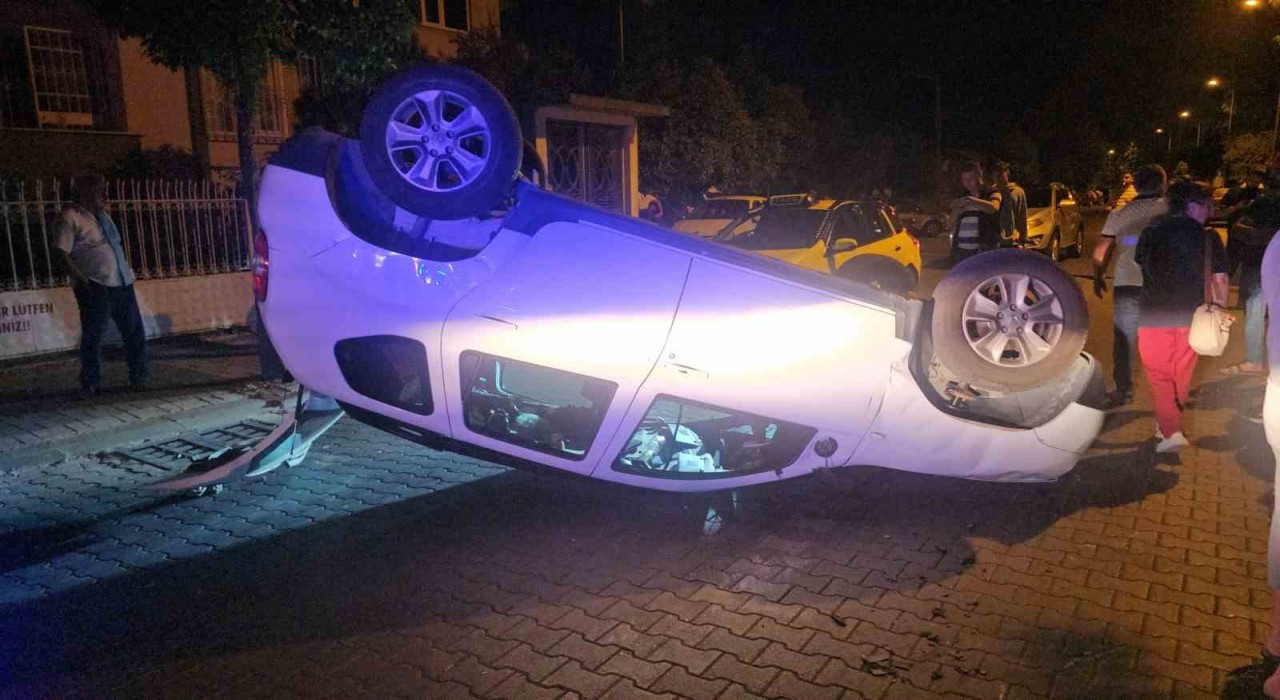Nazillide otomobil takla attı, sürücüsü yaralandı
