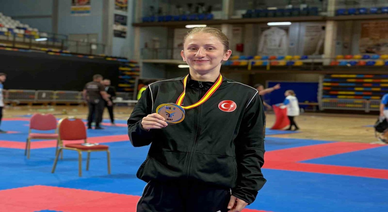 Nurbade Büber İspanyada Akdeniz Şampiyonu oldu