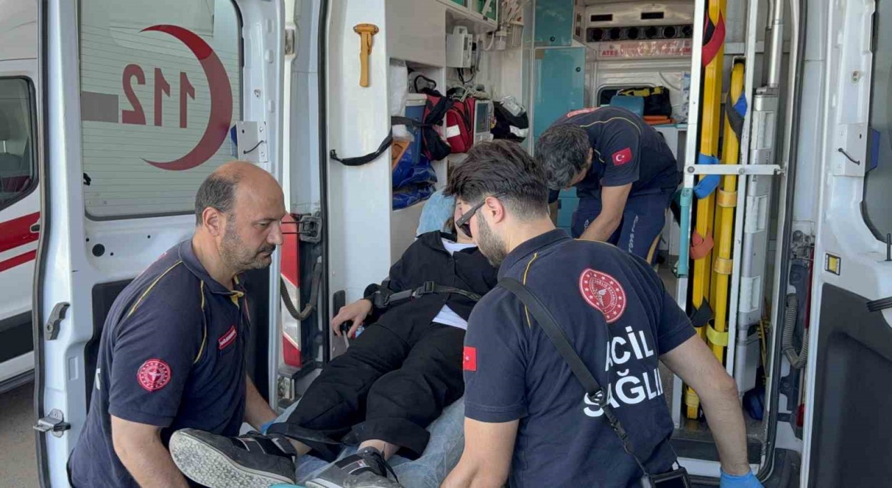 Öğrenci servisine silahlı saldırı: 1i öğrenci 2 yaralı