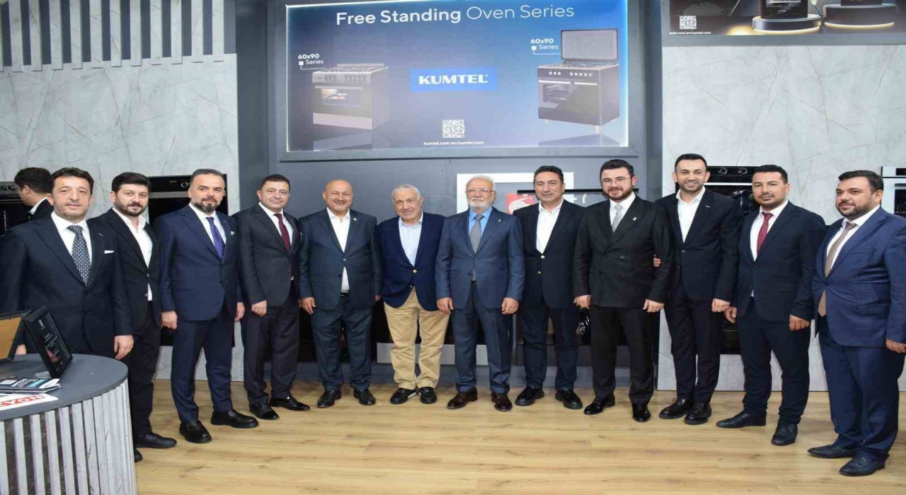 Okandan, İstanbulda Uluslararası Fuarda Kayserili girişimcilerin yanında oldu