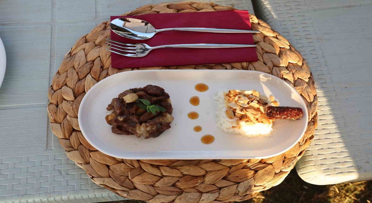 On birinci Akçalar - Fadıllı İncir Festivalinde lezzet şöleni