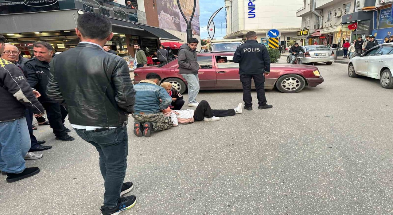 Orduda aracın çarptığı bisikletli çocuk yaralandı: Kaza anı kamerada